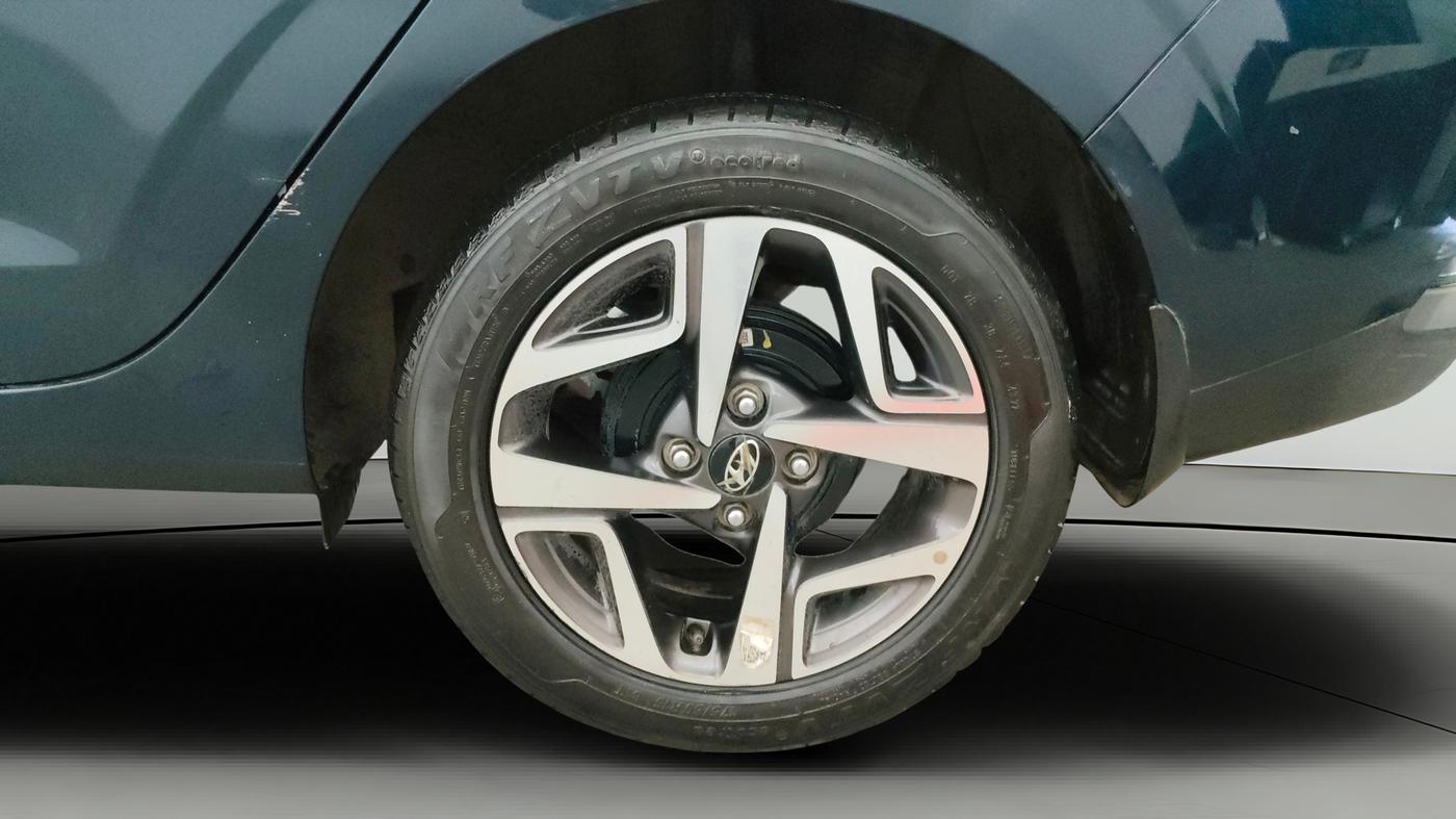 2022 Hyundai AURA SX 1.2 CNG, CNG, Manual, 22,232 km, Left Rear Wheel