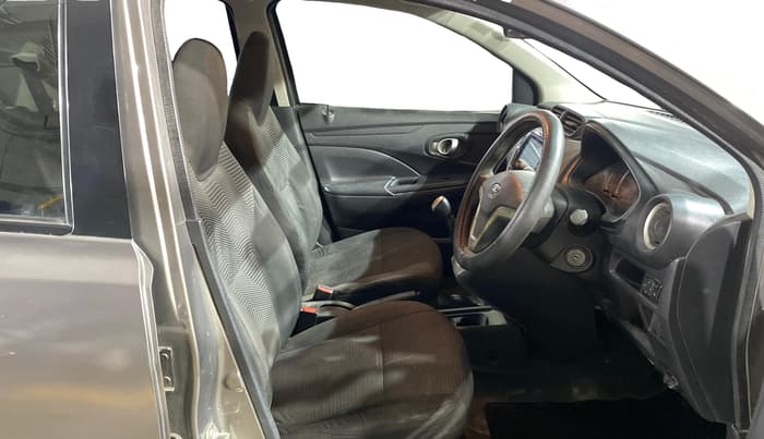 2018 Datsun Go T(O), Petrol, Manual, 77,350 km, Right Side Front Door Cabin