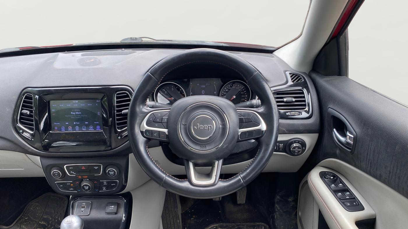 2018 Jeep Compass LIMITED 2.0 DIESEL, Diesel, Manual, 1,08,950 km, Steering Wheel Close Up