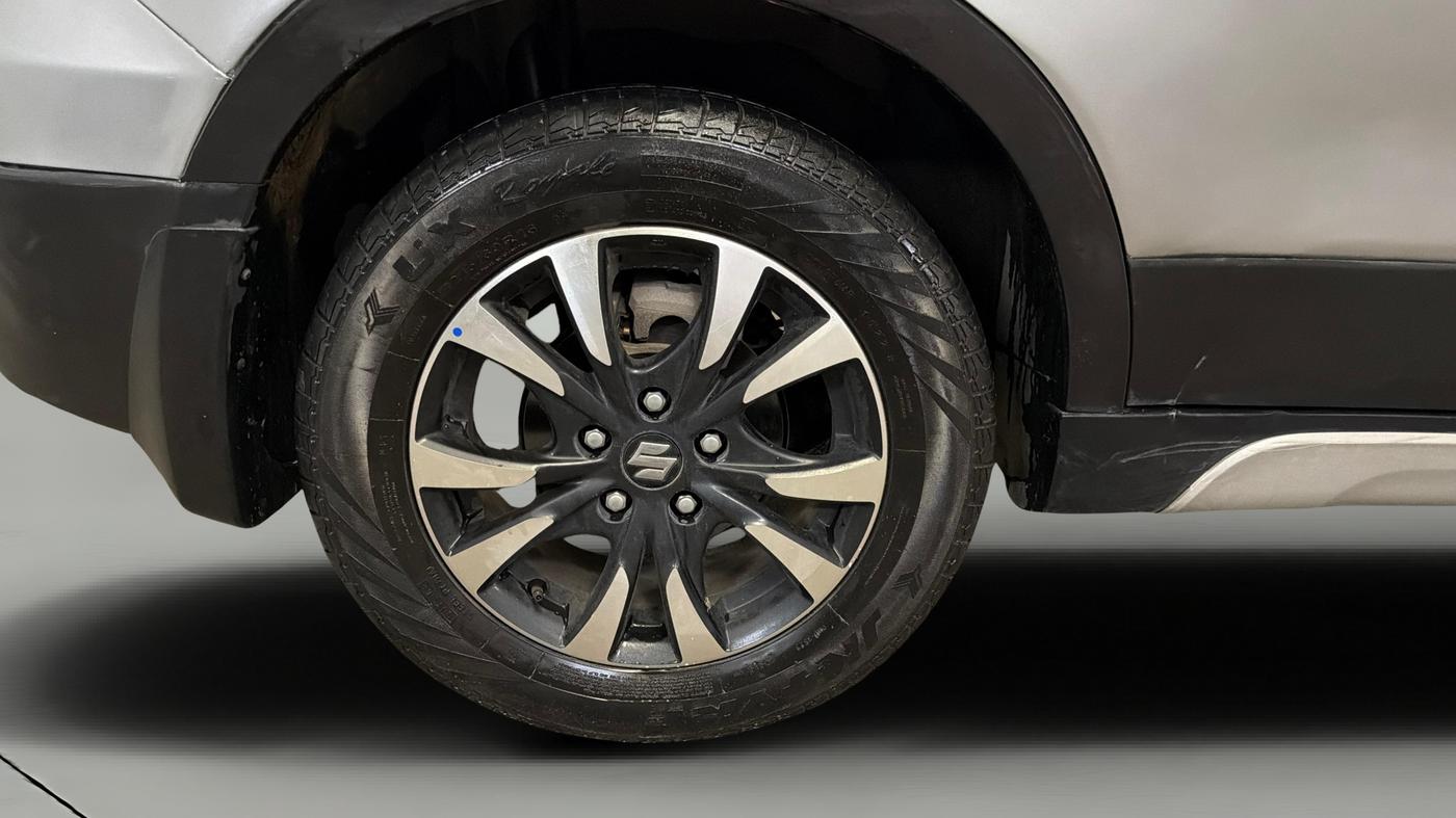 2022 Maruti S Cross ZETA 1.5, Petrol, Manual, 42,599 km, Right Rear Wheel
