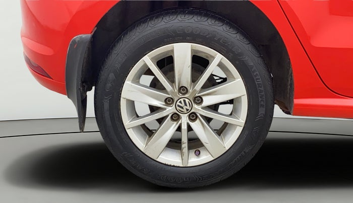 2016 Volkswagen Polo HIGHLINE1.2L, Petrol, Manual, 43,413 km, Right Rear Wheel