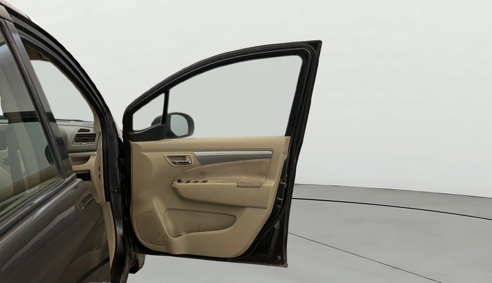 2014 Maruti Ertiga VXI, Petrol, Manual, 48,724 km, RHS Front Door