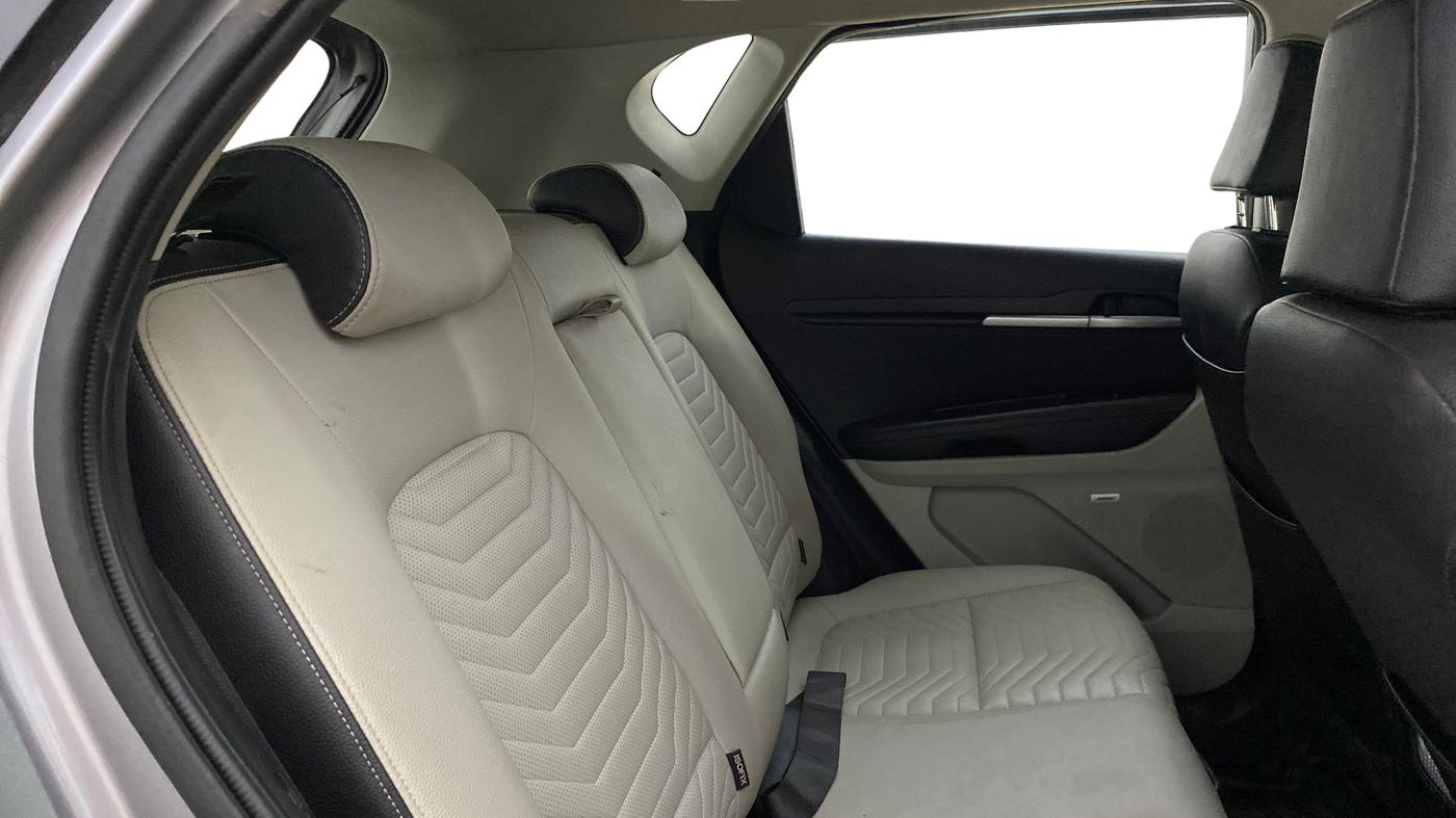 2021 KIA SONET HTX PLUS 1.0 IMT, Petrol, Manual, 87,291 km, Right Side Rear Door Cabin