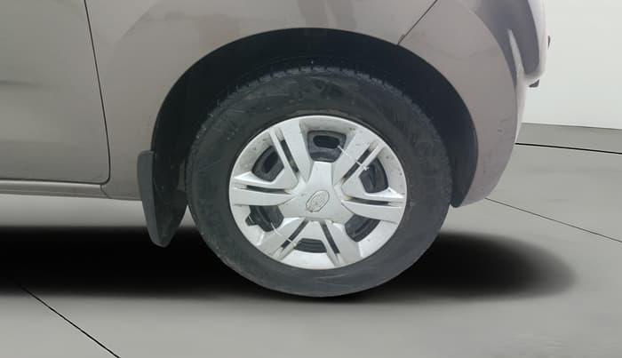 2018 Datsun Redi Go T (O), Petrol, Manual, 40,640 km, Right Front Wheel