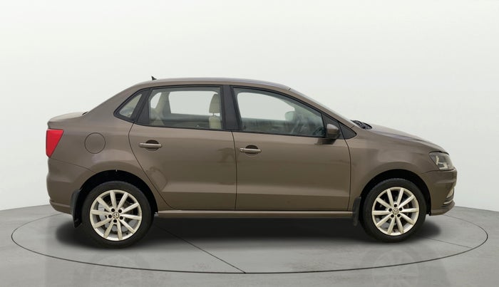 2017 Volkswagen Ameo HIGHLINE1.2L, Petrol, Manual, 46,171 km, Right Side View