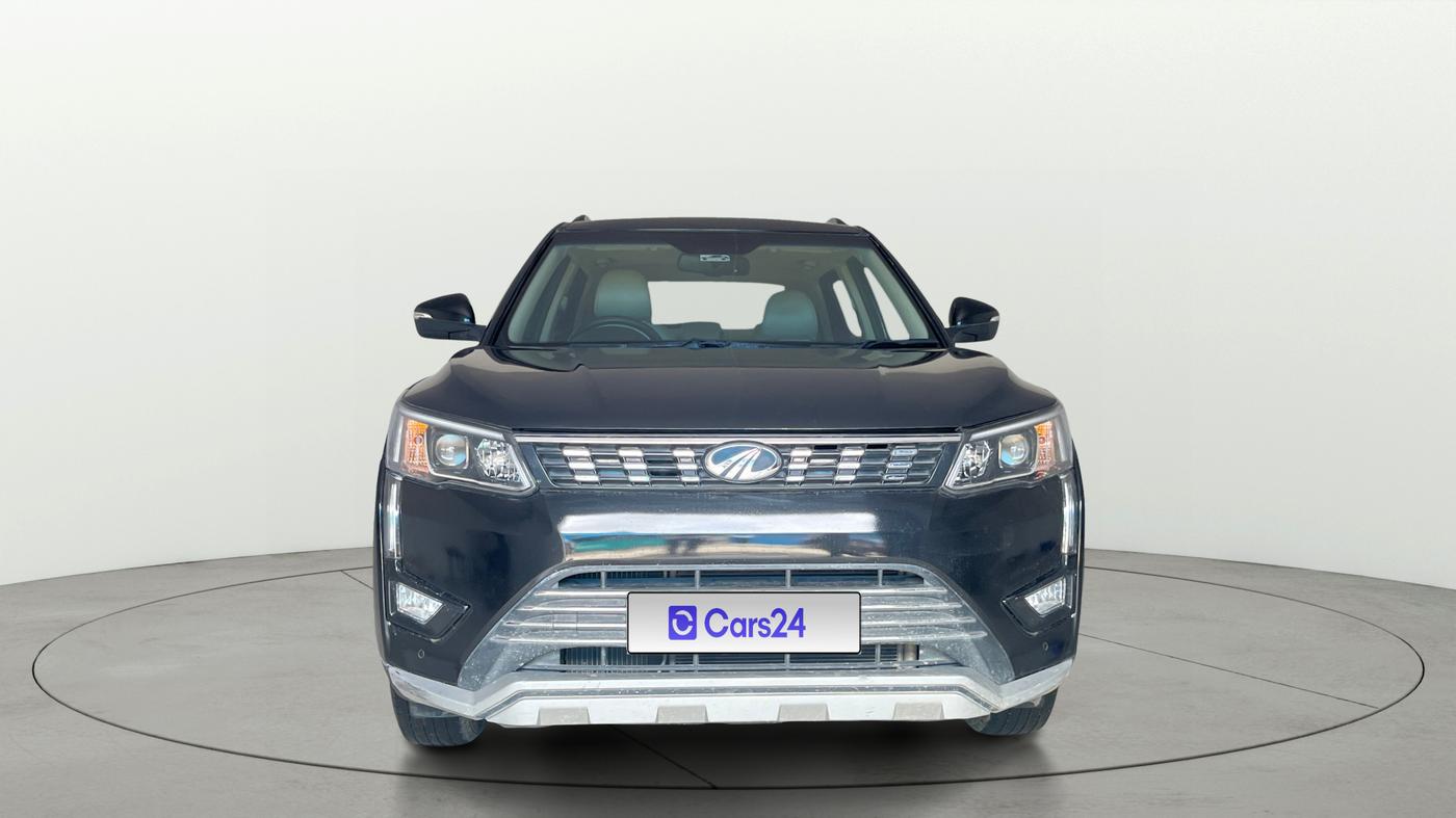 2022 Mahindra XUV300 W8 (O) 1.2 PETROL, Petrol, Manual, 42,061 km, Front