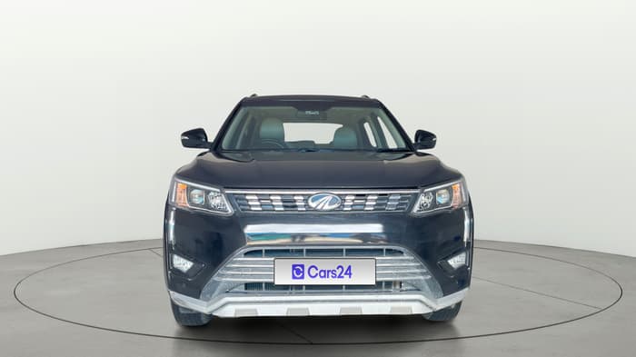 2022 Mahindra XUV300 W8 (O) 1.2 PETROL, Petrol, Manual, 42,061 km, Front