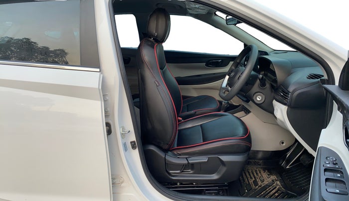 2025 Hyundai NEW I20 SPORTZ 1.2 IVT, Petrol, Automatic, 8,856 km, Right Side Front Door Cabin