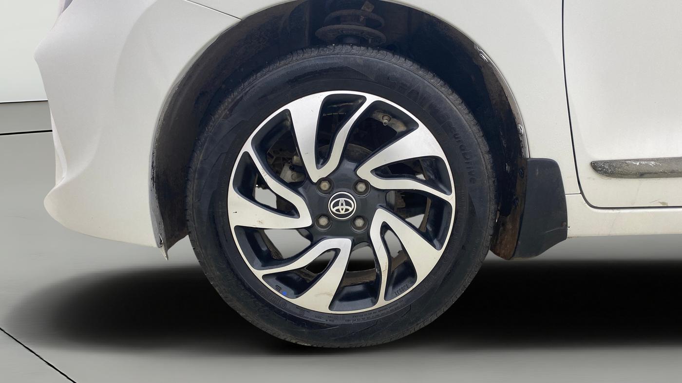 2020 Toyota Glanza G, Petrol, Manual, 69,962 km, Left Front Wheel