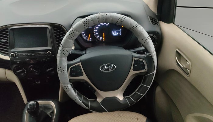 2019 Hyundai NEW SANTRO SPORTZ CNG, CNG, Manual, 99,995 km, Steering Wheel Close Up