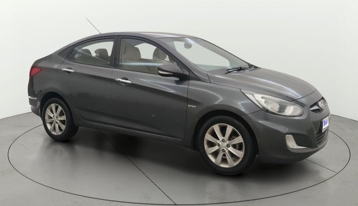 2013 Hyundai Verna FLUIDIC 1.6 VTVT SX, Petrol, Manual, 53,145 km, Right Front Diagonal