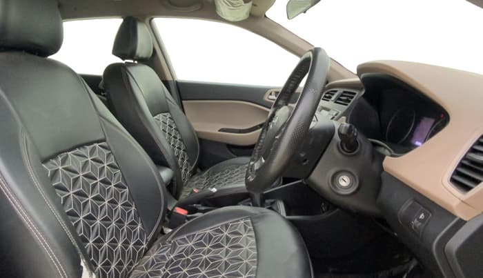 2020 Hyundai Elite i20 MAGNA PLUS 1.2, Petrol, Manual, 89,894 km, Right Side Front Door Cabin