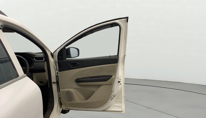 2022 Renault TRIBER RXL MT, Petrol, Manual, 51,342 km, RHS Front Door