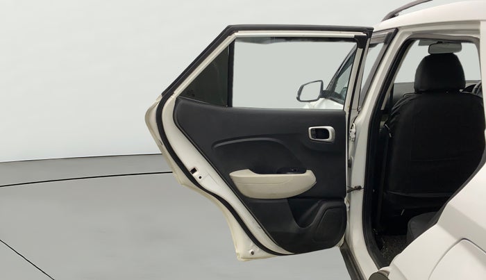 2022 Hyundai VENUE S (O) 1.0 TURBO IMT, Petrol, Manual, 25,247 km, LHS Rear Door