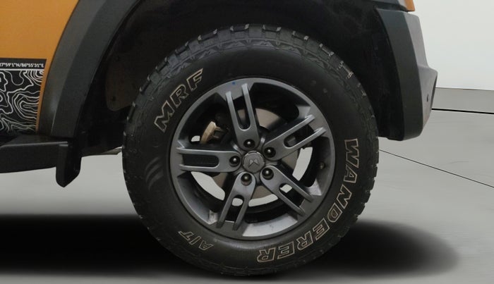 2023 Mahindra Thar LX D HT 2WD MT, Diesel, Manual, 22,229 km, Right Front Wheel