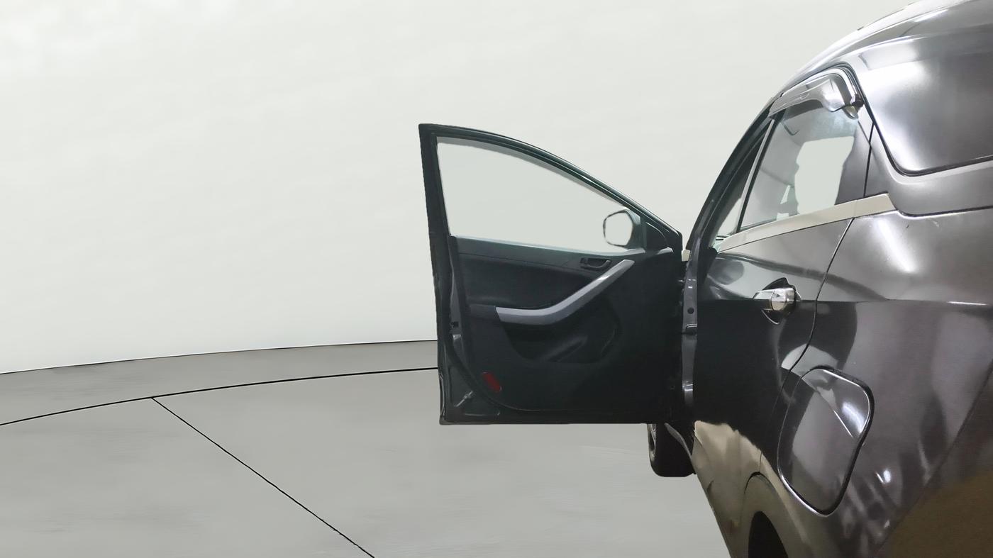 2023 Tata NEXON XM SUNROOF PETROL, Petrol, Manual, 21,988 km, LHS Front Door