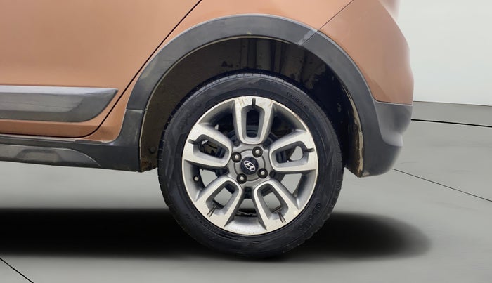 2016 Hyundai i20 Active 1.2 SX, Petrol, Manual, 46,496 km, Left Rear Wheel