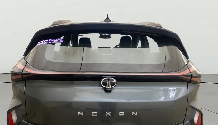 2023 Tata NEXON FEARLESS 1.2 REVOTRON 6 MT DT, Petrol, Manual, 25,308 km, Rear Windshield