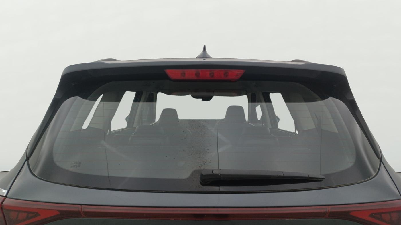 2022 KIA CARENS PRESTIGE PLUS 1.5 DIESEL 7 STR, Diesel, Manual, 1,27,075 km, Rear Windshield