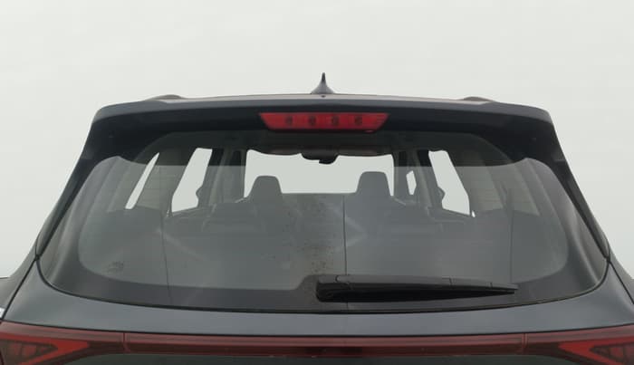 2022 KIA CARENS PRESTIGE PLUS 1.5 DIESEL 7 STR, Diesel, Manual, 1,27,075 km, Rear Windshield