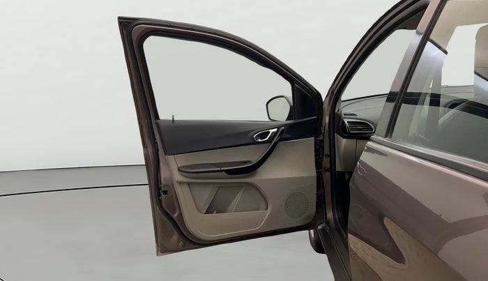 2018 Tata Tiago XZ PETROL, Petrol, Manual, 63,748 km, LHS Front Door