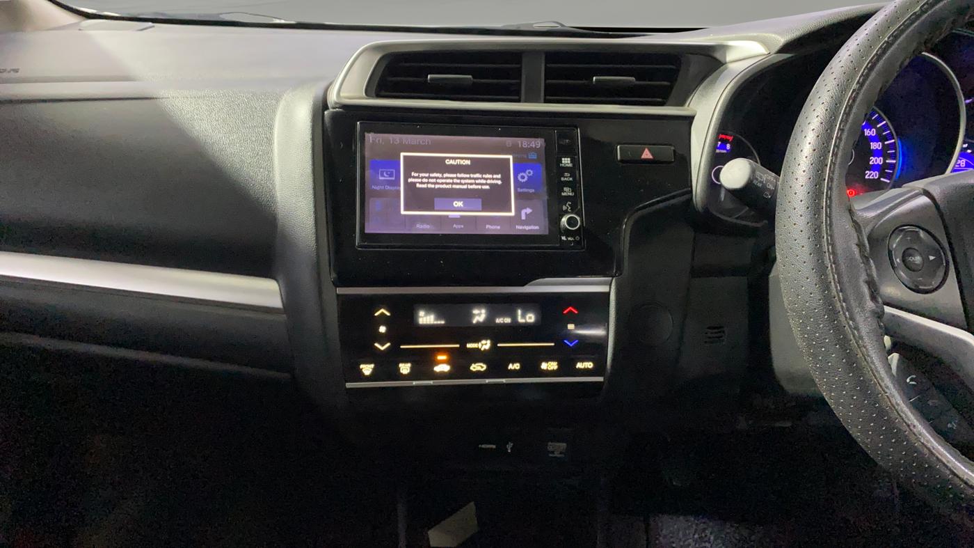 2017 Honda WR-V 1.2L I-VTEC VX MT, Petrol, Manual, 34,712 km, Air Conditioner