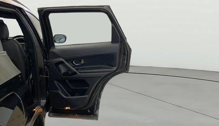 2022 Tata Safari XZ PLUS, Diesel, Manual, 48,294 km, RHS Rear Door