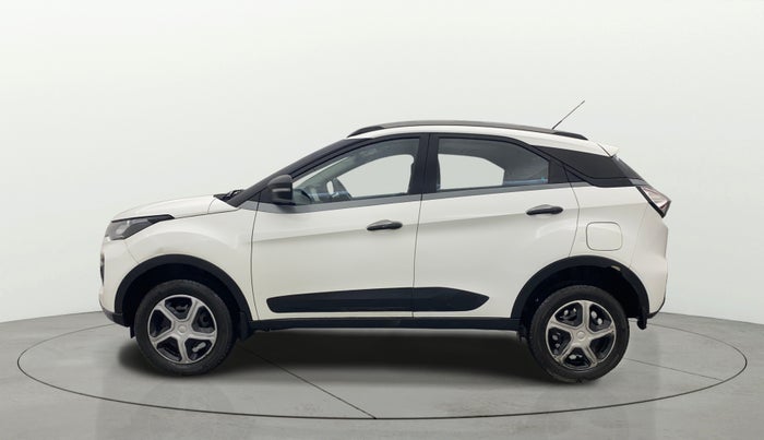 2021 Tata NEXON XM SUNROOF PETROL, Petrol, Manual, 32,181 km, Left Side