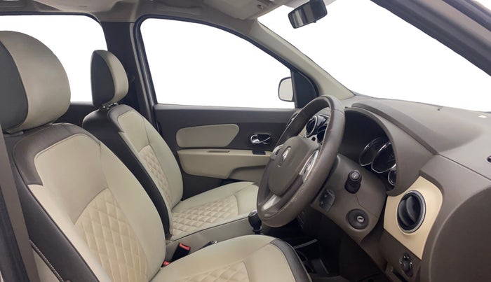 2015 Renault Lodgy 110 PS RXZ 7 STR, Diesel, Manual, 59,014 km, Right Side Front Door Cabin