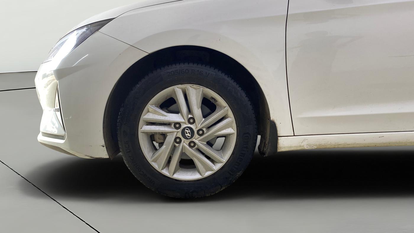 2021 Hyundai New Elantra 2.0 SX MT PETROL, Petrol, Manual, 38,094 km, Left Front Wheel
