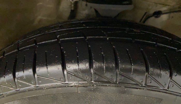 2023 Maruti Alto VXI PLUS, Petrol, Manual, 24,926 km, Right Front Tyre Tread