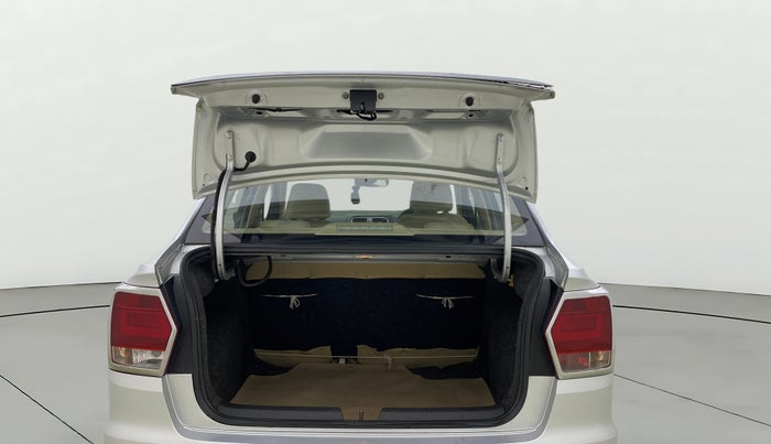 2017 Volkswagen Ameo HIGHLINE1.2L PLUS 16 ALLOY, Petrol, Manual, 70,031 km, Boot Door Open