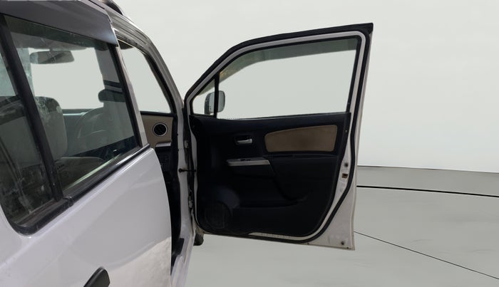 2018 Maruti Wagon R 1.0 LXI CNG, CNG, Manual, 90,144 km, RHS Front Door