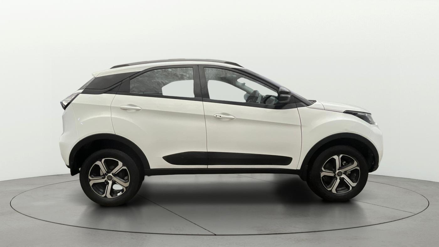 2022 Tata NEXON XZ PLUS PETROL, Petrol, Manual, 40,045 km, Right Side View