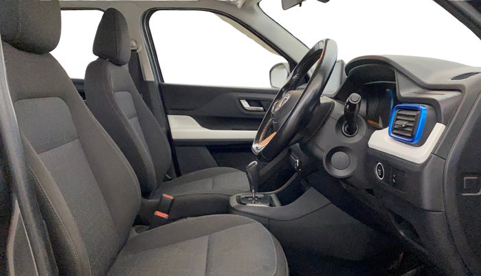 2022 Tata PUNCH CREATIVE  AMT, Petrol, Automatic, 45,186 km, Right Side Front Door Cabin
