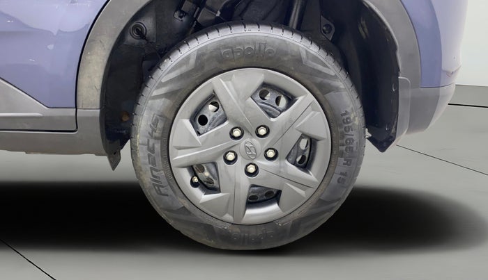 2023 Hyundai VENUE SX 1.2 PETROL, Petrol, Manual, 17,044 km, Left Rear Wheel