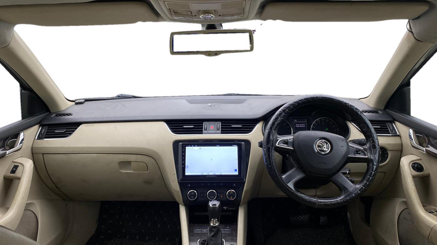 2014 Skoda Octavia ELEGANCE 2.0 TDI AT, Diesel, Automatic, 77,176 km, Dashboard