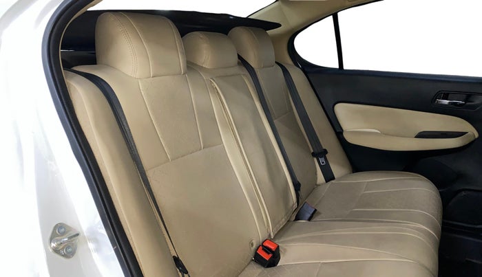 2024 Honda City 1.5L I-VTE V CVT, Petrol, Automatic, 42,812 km, Right Side Rear Door Cabin