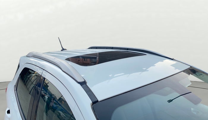 2019 Ford Ecosport TITANIUM + 1.5L PETROL, CNG, Manual, 1,24,698 km, Roof