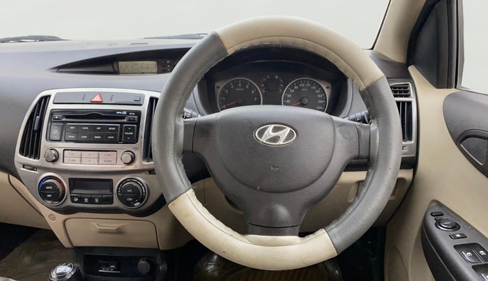 2013 Hyundai i20 MAGNA 1.2, Petrol, Manual, 86,390 km, Steering Wheel Close Up