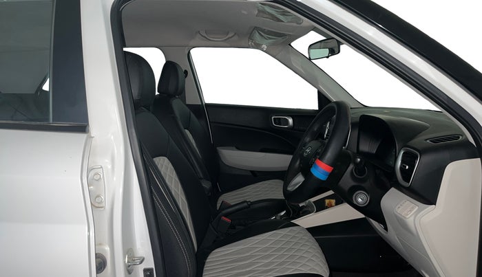 2023 Hyundai VENUE S(O) 1.2, Petrol, Manual, 5,981 km, Right Side Front Door Cabin