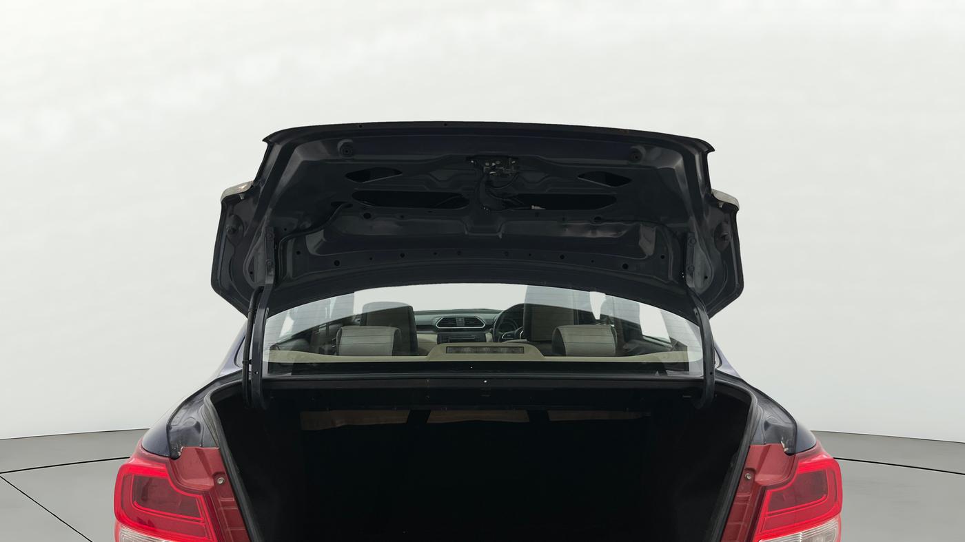 2018 Maruti Dzire ZXI, Petrol, Manual, 39,870 km, Boot Door Open