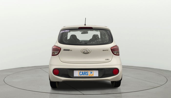 2017 Hyundai Grand i10 SPORTZ 1.2 KAPPA VTVT, Petrol, Manual, 50,031 km, Back/Rear