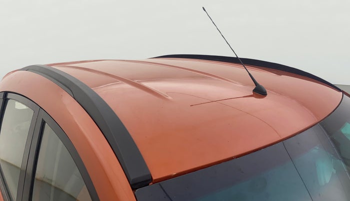 2016 Mahindra Kuv100 K6 6 STR, Petrol, Manual, 34,715 km, Roof