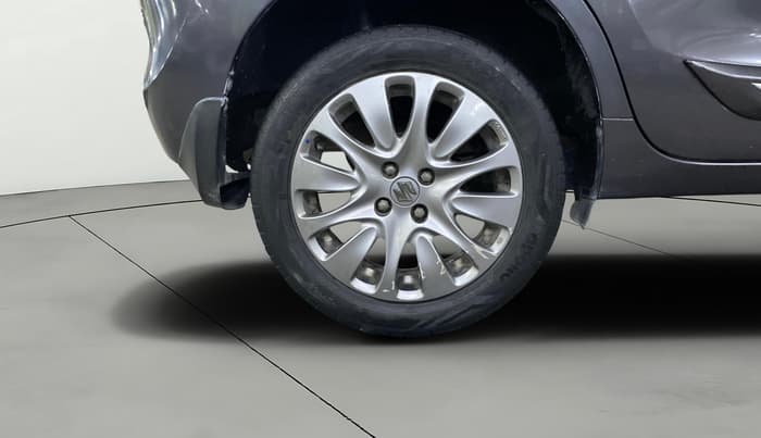 2017 Maruti Baleno ZETA DIESEL 1.3, Diesel, Manual, 98,236 km, Right Rear Wheel