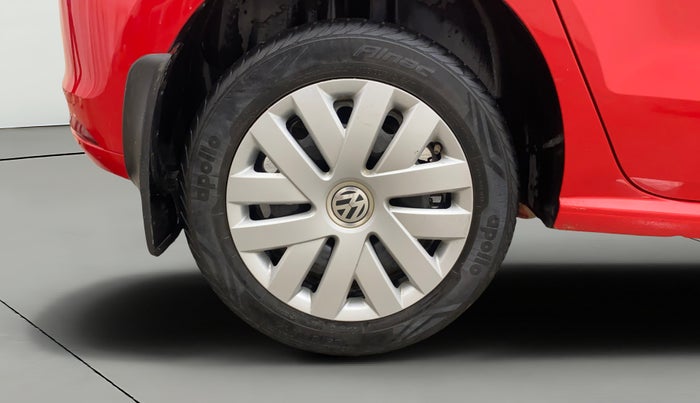 2016 Volkswagen Polo COMFORTLINE 1.2L, Petrol, Manual, 29,546 km, Right Rear Wheel