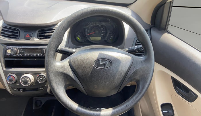 2018 Hyundai Eon ERA +, Petrol, Manual, 16,567 km, Steering Wheel Close Up