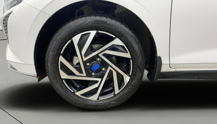 2024 Hyundai NEW I20 ASTA 1.2 MT, Petrol, Manual, 11,486 km, Left Front Wheel