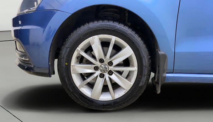 2016 Volkswagen Ameo HIGHLINE DSG 1.5 DIESEL , Diesel, Automatic, 1,21,481 km, Left Front Wheel