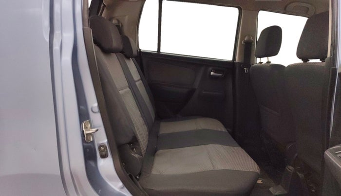 2013 Maruti Wagon R 1.0 LXI, Petrol, Manual, 93,879 km, Right Side Rear Door Cabin